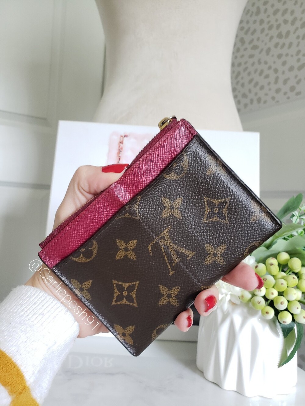 Authentic Pre-owned Louis Vuitton Monogram Canvas Zipped Card Holder Fuchsia - Picture 2 of 15